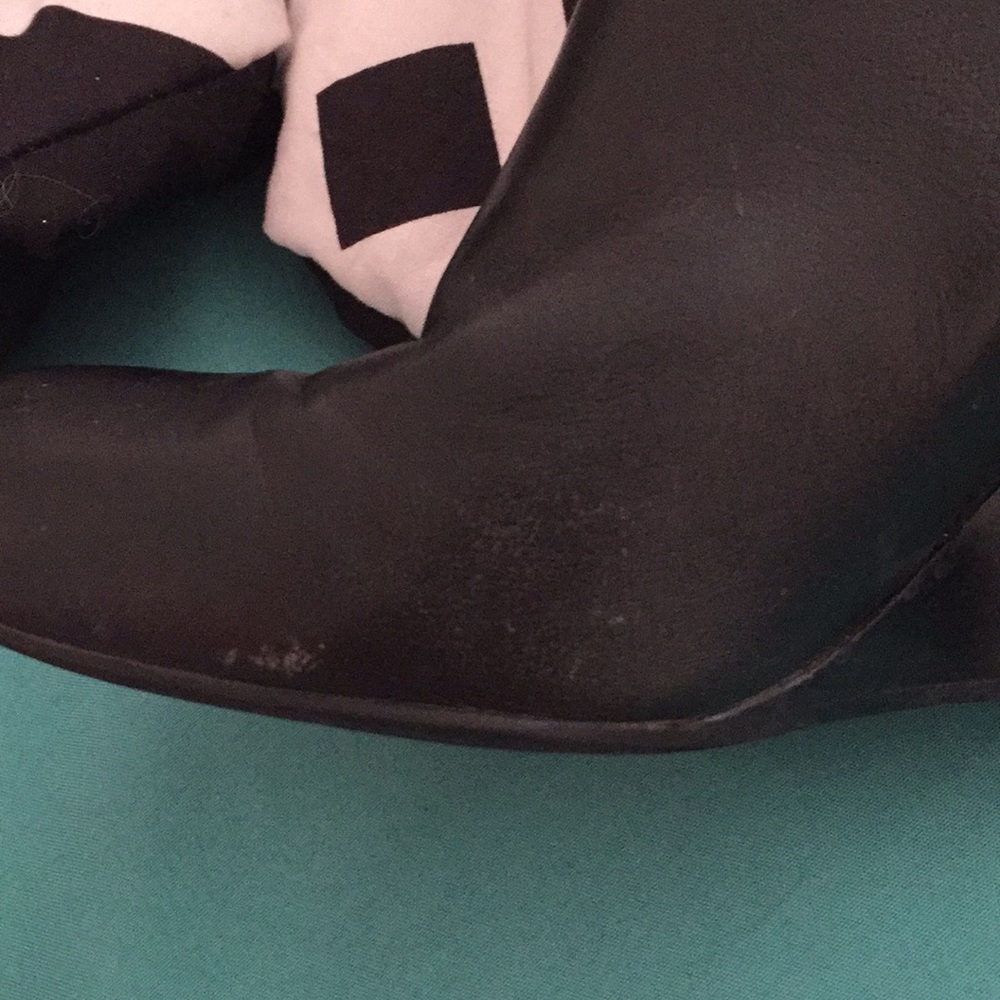 MK booties - Picture 4 of 8